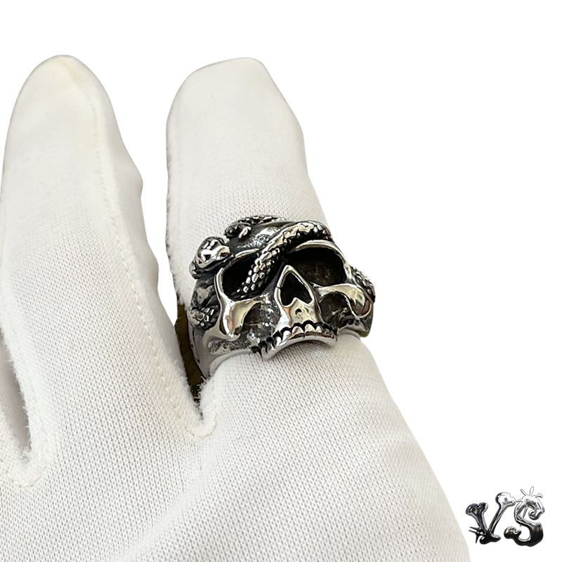 VS™ - SNAKE SKULL RING