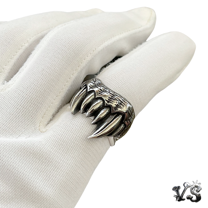 VS™ - FANG RING