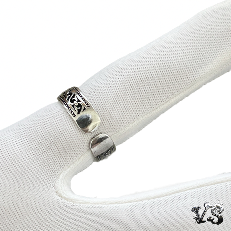 VS™ - SAINT RING