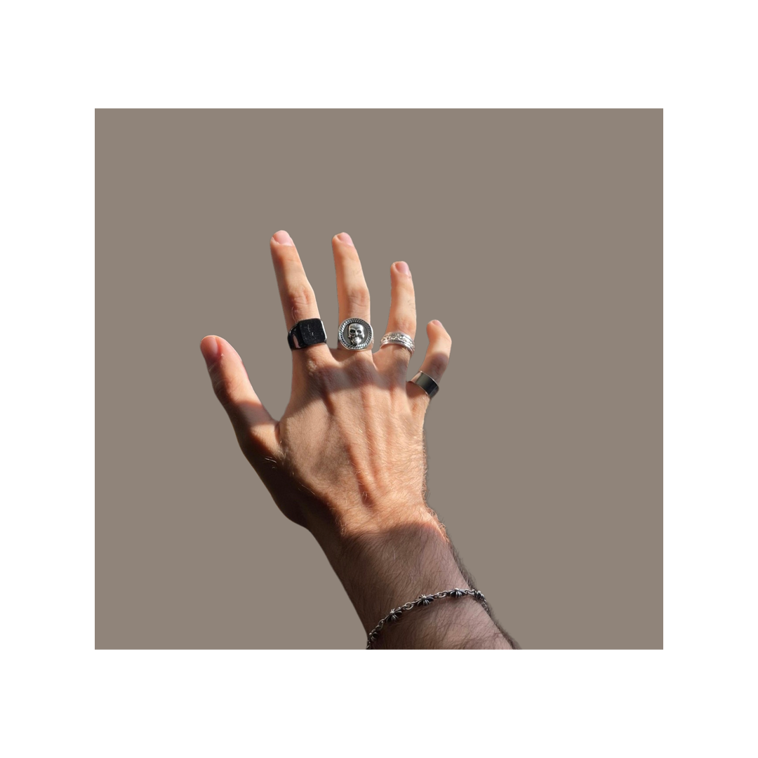 VS™ - PUNK AVANTE SKULL RING SET