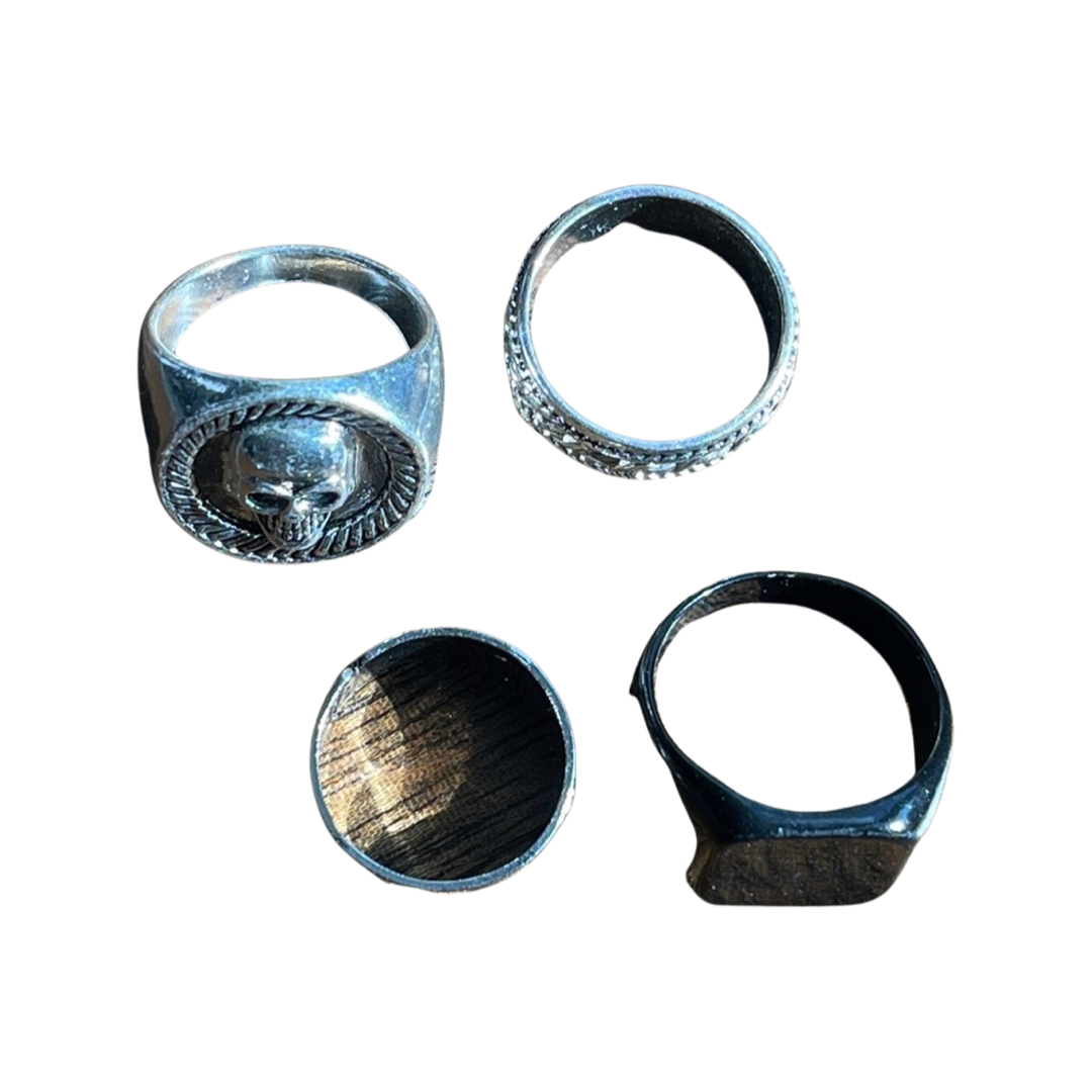 VS™ - PUNK AVANTE SKULL RING SET