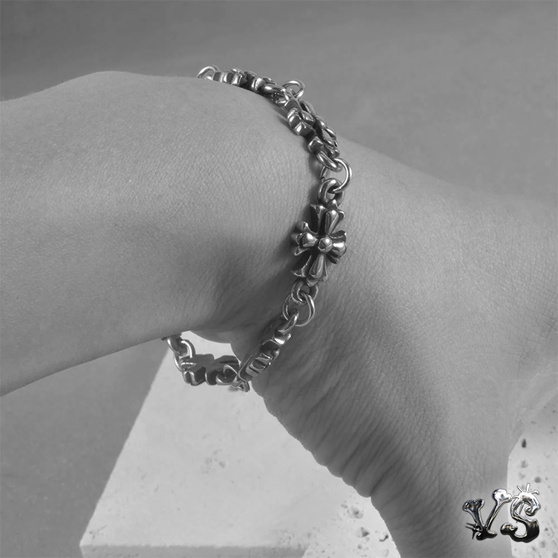 VS™ - GOTHIC CROSS BRACELET