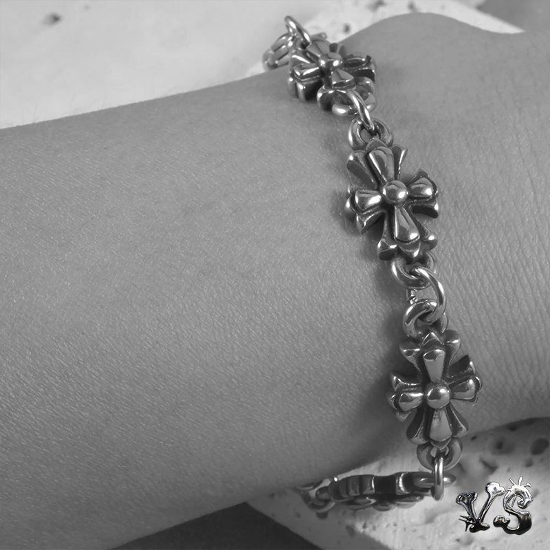 VS™ - GOTHIC CROSS BRACELET