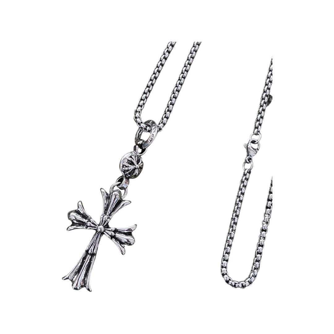 VS™ - GOTHIC CROSS NECKLACE